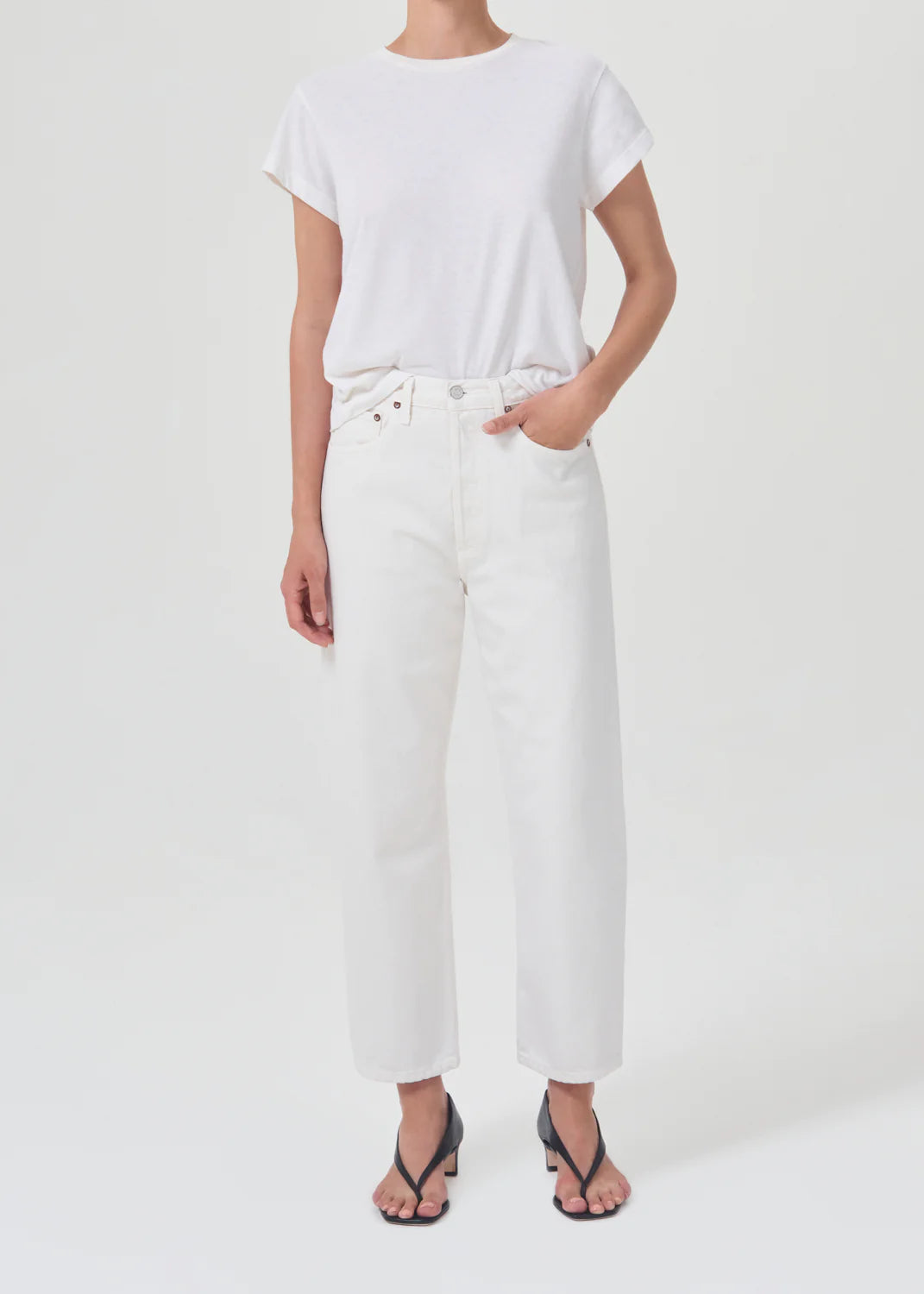 90's Crop Mid Rise Straight in Salt