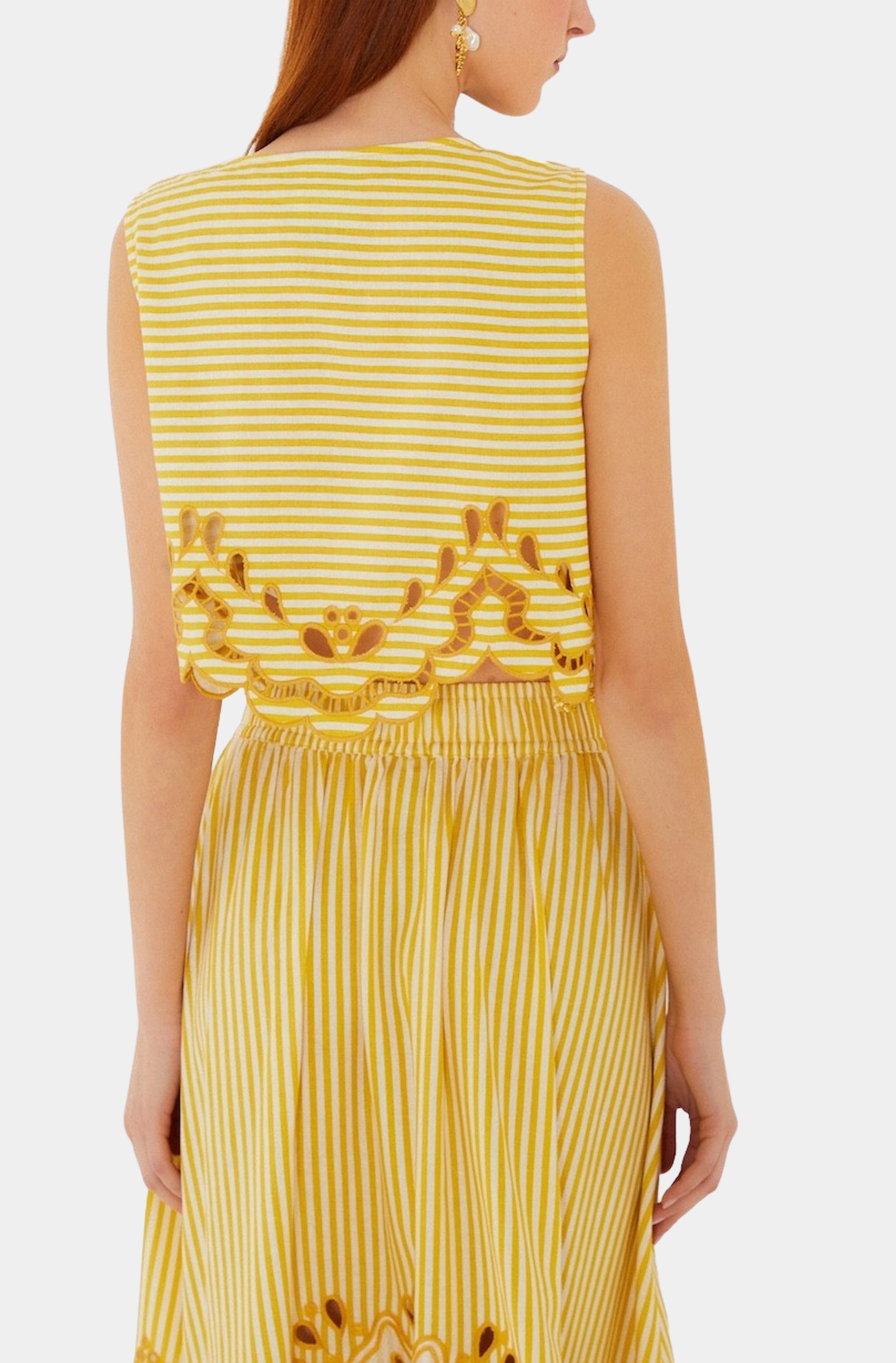 Bicolor Stripes Richilieur Sleeveless Crop Top