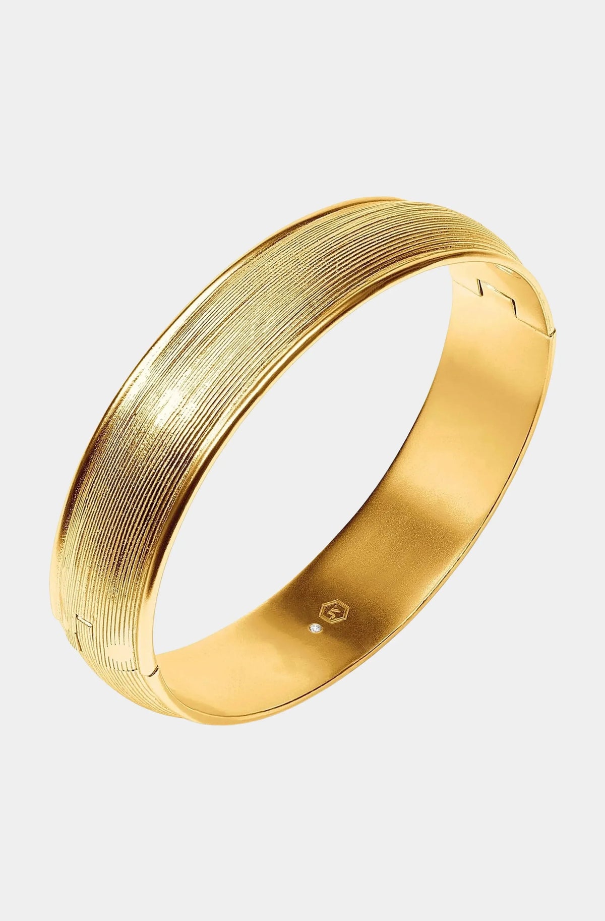 Cobblestone Hinge Bangle
