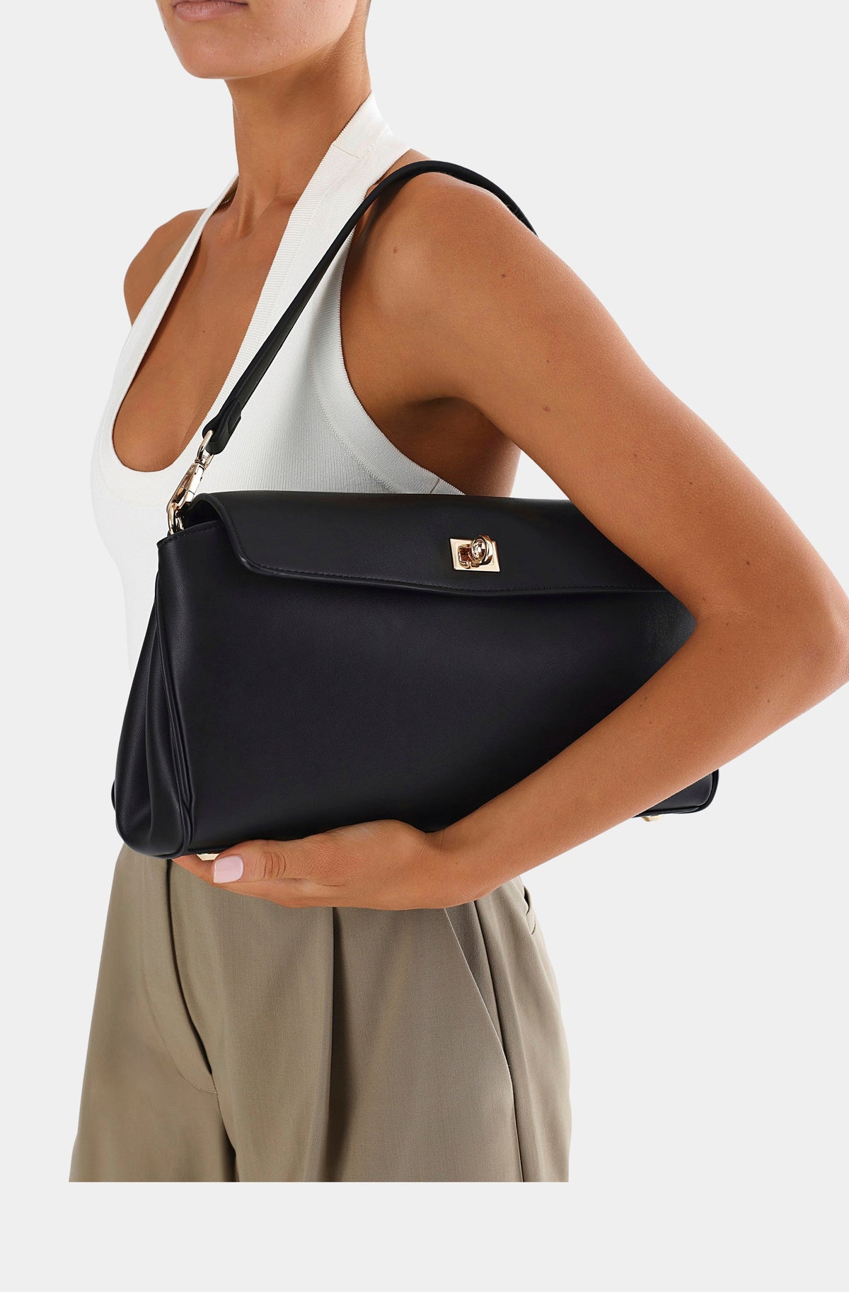Vela Shoulder Bag