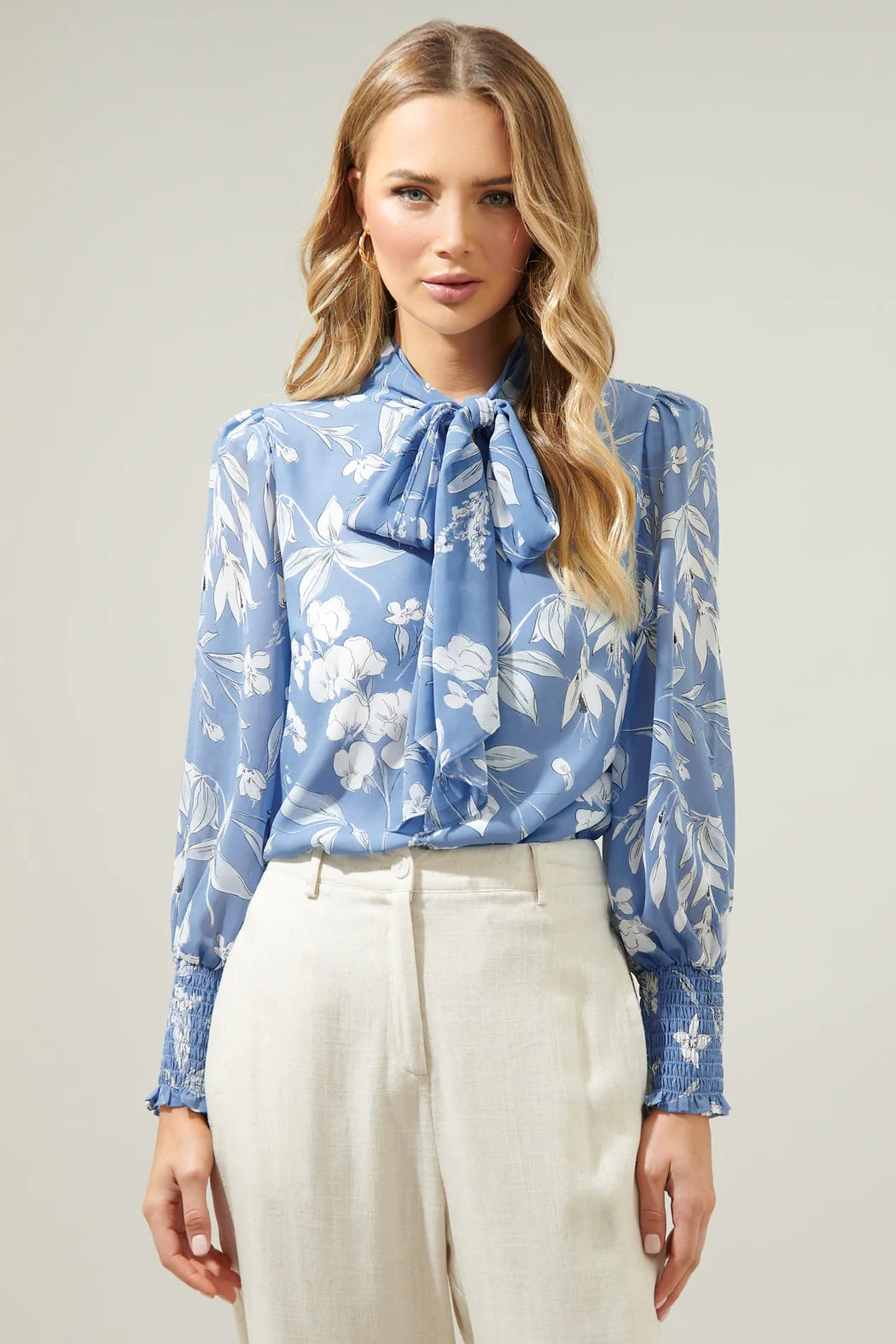 Brielle Blouse in Floral Dusty Blue